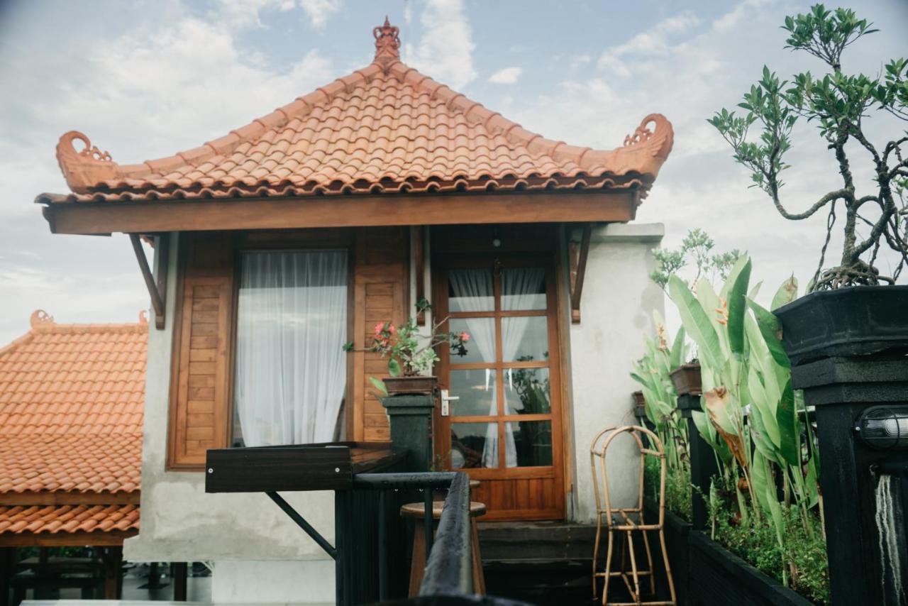 Japa Guesthouse by ecommerceloka Canggu Eksteriør billede