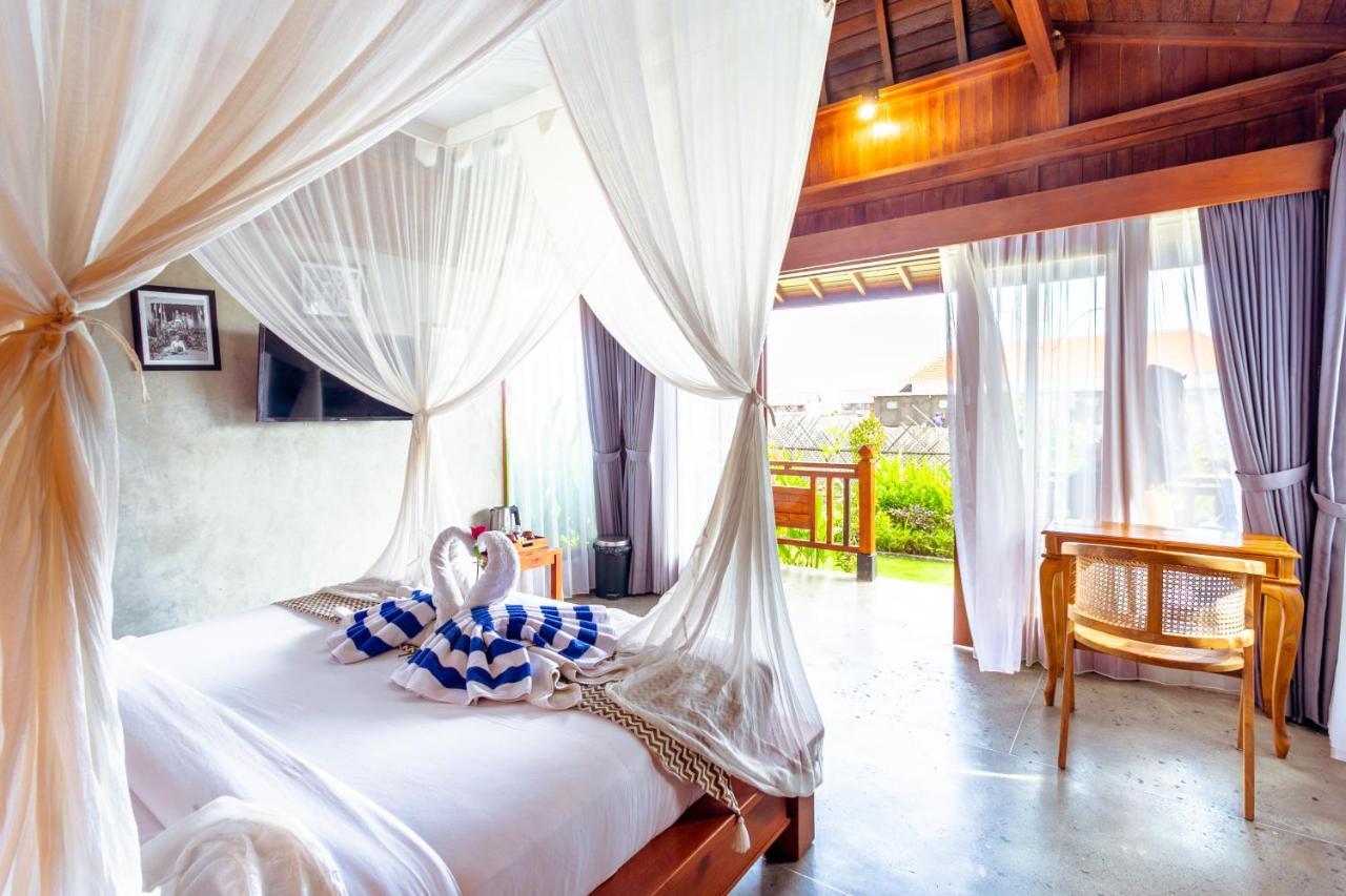 Japa Guesthouse by ecommerceloka Canggu Eksteriør billede